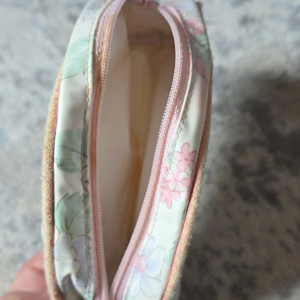 Avon Vintage Style Floral Makeup Cosmetic Toiletry Bag‎